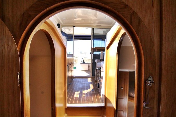 SAS Vektor Adriana 950 | Rava