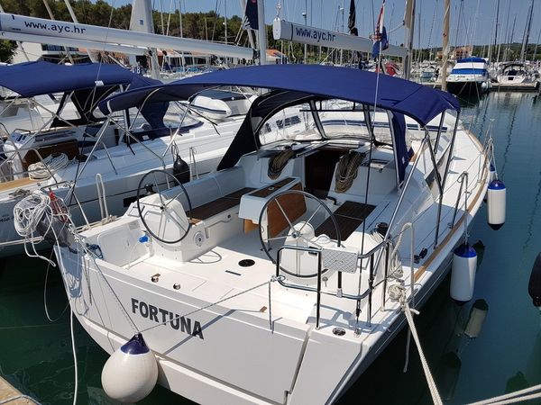 Dufour 382 | Fortuna