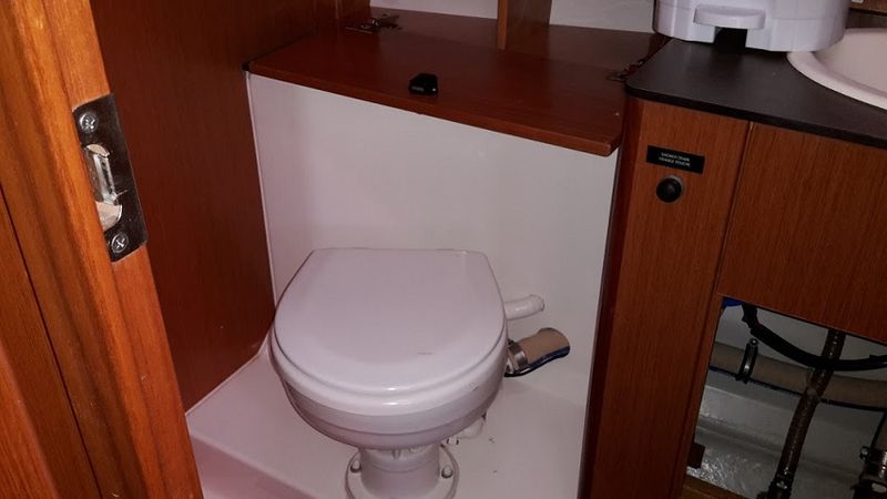 Bavaria Cruiser 56 | Sea Flower