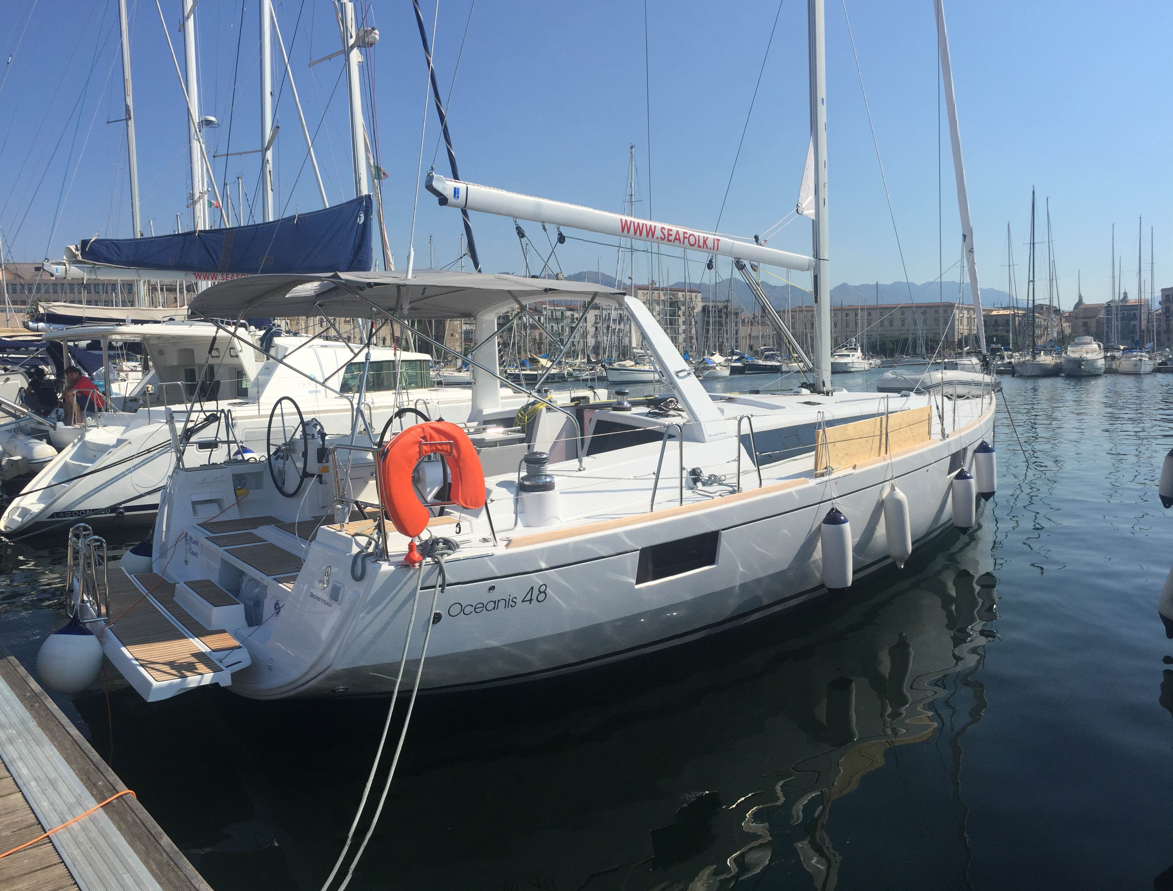 Beneteau Oceanis 48 | Mars Planet