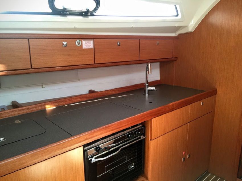 Bavaria Cruiser 41 | Konstantinos 14