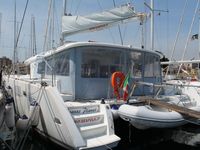 Lagoon 450 (2011)