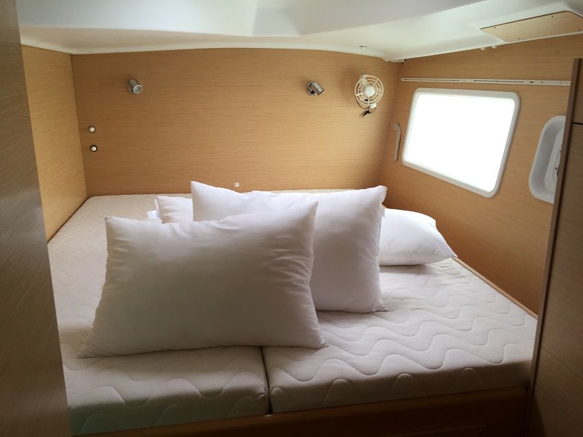 Lagoon 380 S2 | Eftychia 219