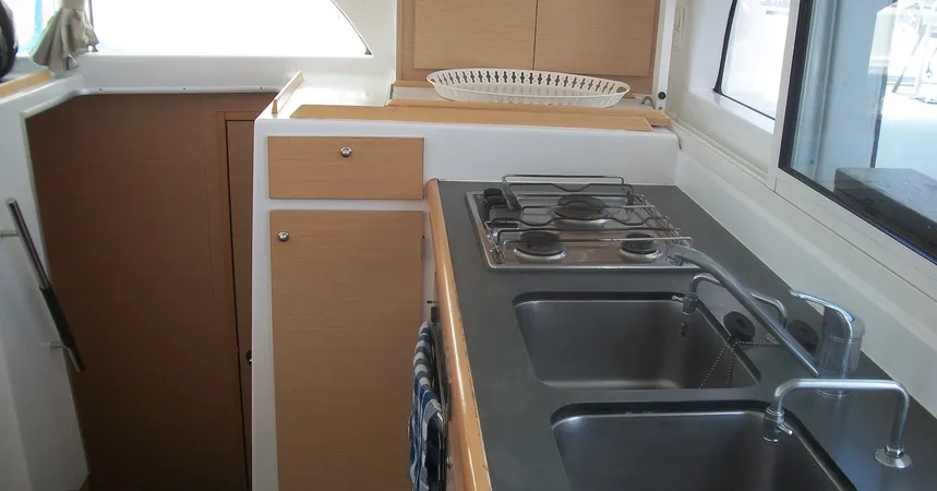 Lagoon 380 S2 | Eftychia 216