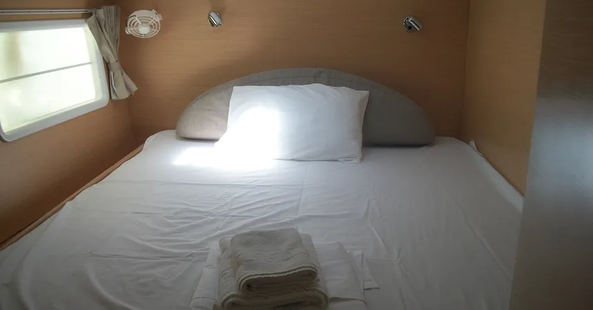 Lagoon 380 S2 | Eftychia 225