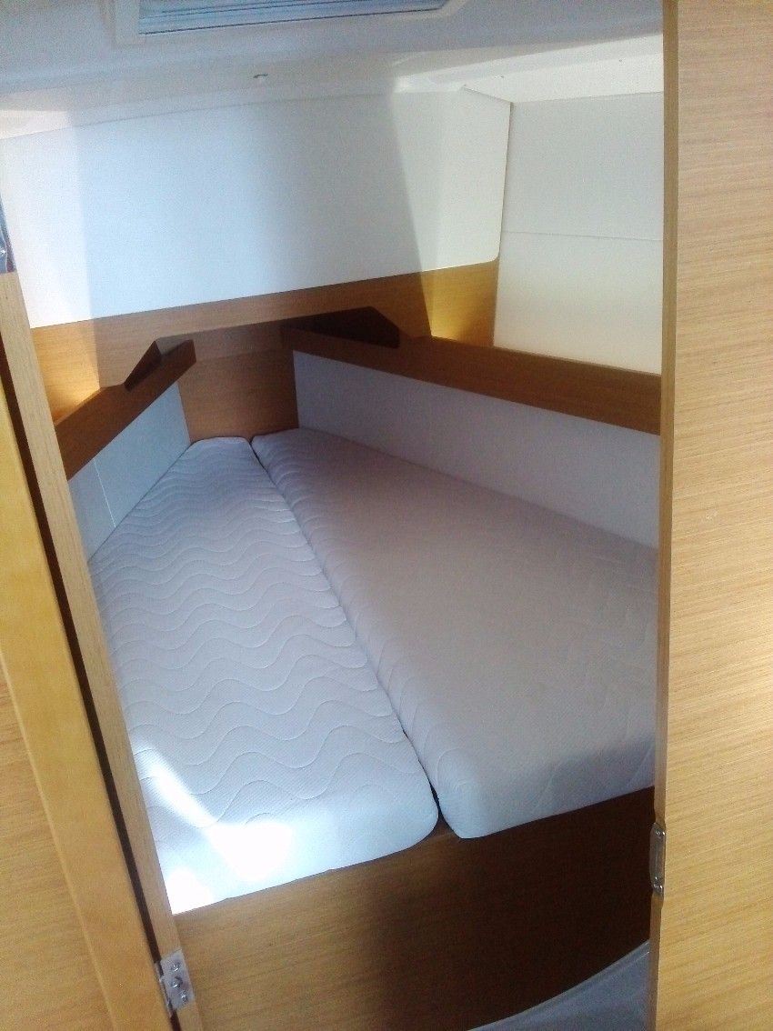 Jeanneau Sun Odyssey 349 | Helios