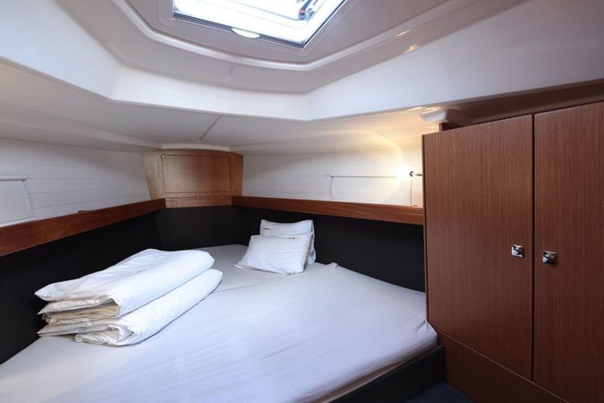 Bavaria Cruiser 37 | Luka