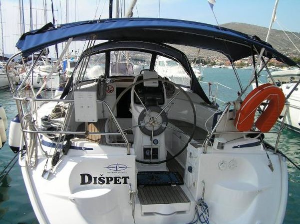 Bavaria Cruiser 33 | Dispet