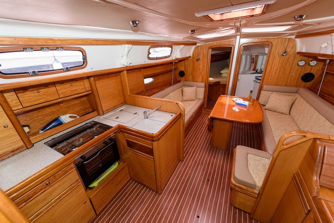 Bavaria Cruiser 37 | Katarina