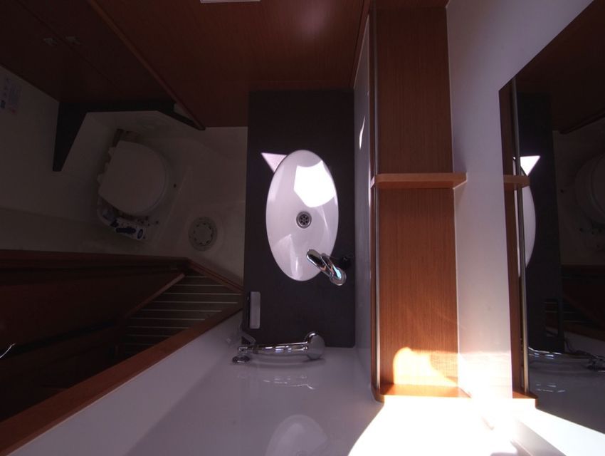 Bavaria Cruiser 37 | Dori