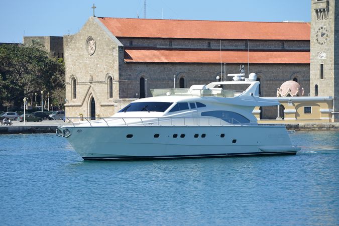 Ferretti 68 | Mary