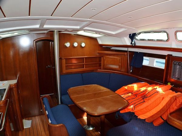 Beneteau Oceanis Clipper 423 | Brava