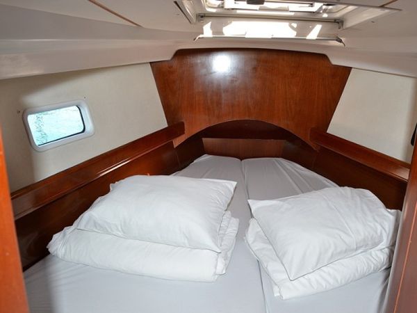 Beneteau Oceanis Clipper 423 | Brava