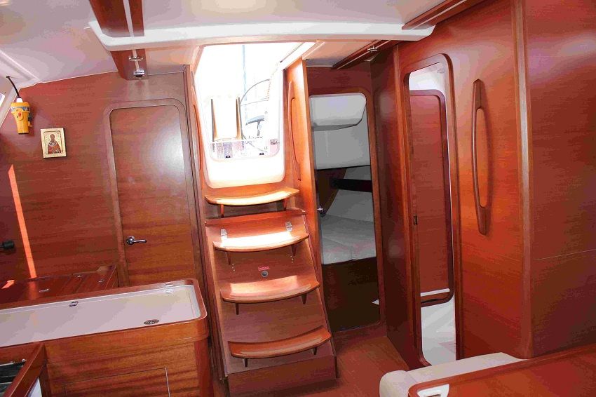 Dufour 450 | Maroussa