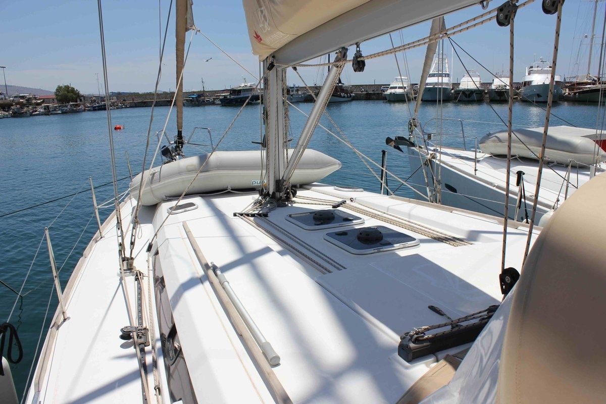 Dufour 450 | Maroussa