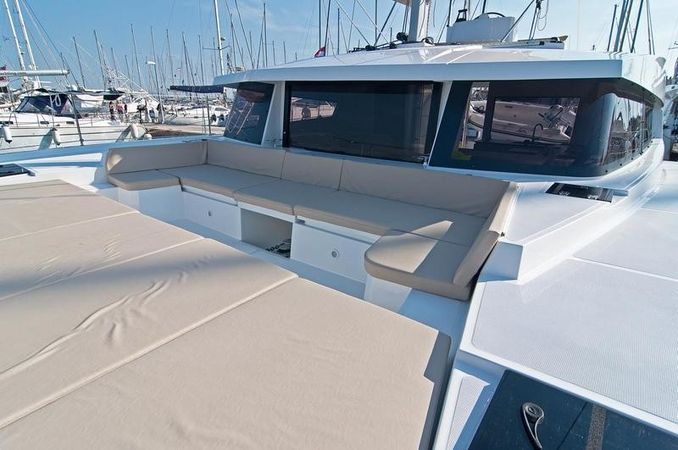 Bali 4.5 | Adria Chicha