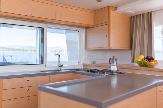 Lagoon 450 F | Alba Mouse