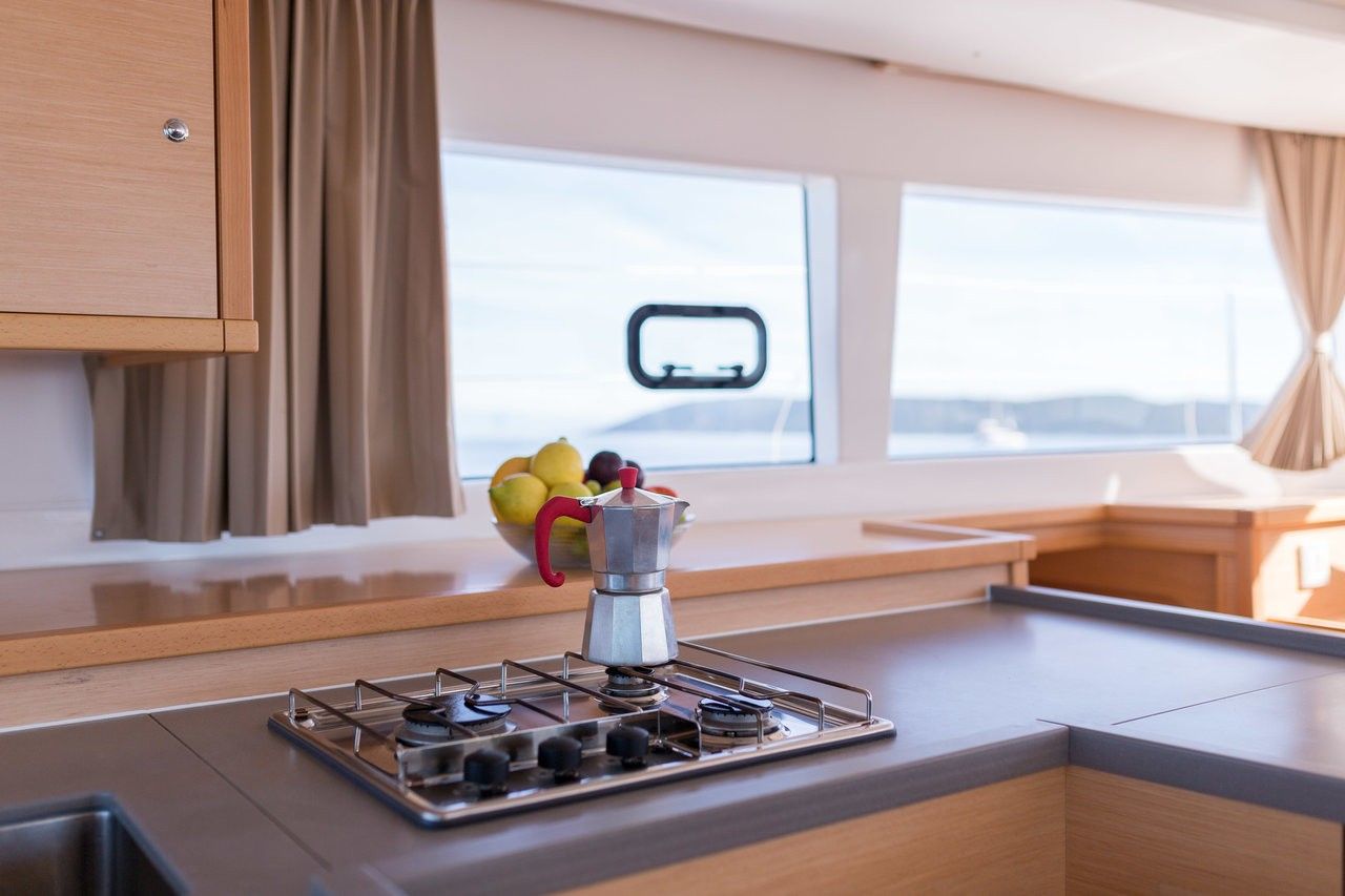 Lagoon 450 F | Metra