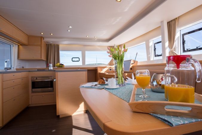 Lagoon 450 F | Metra