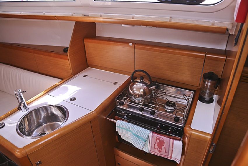 Jeanneau Sun Odyssey 33i | Galateia