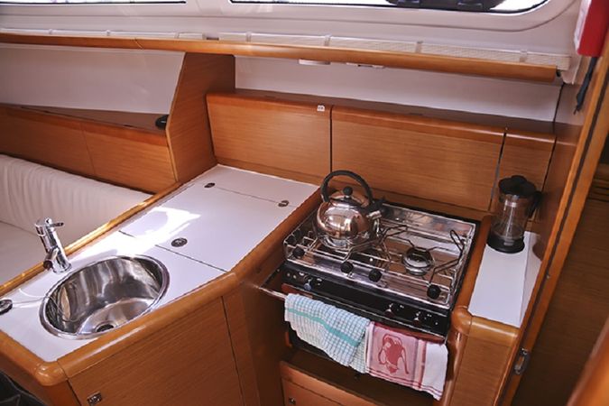 Jeanneau Sun Odyssey 33i | Galateia