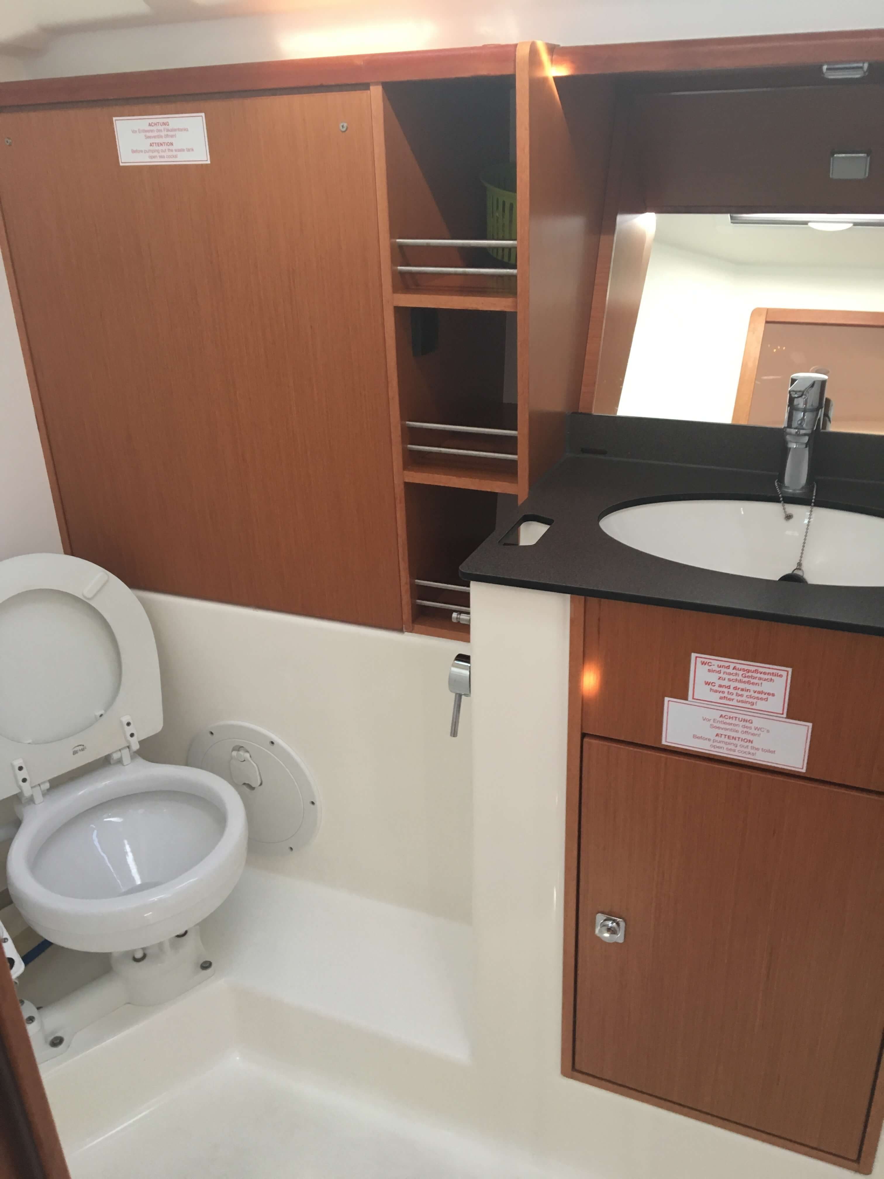 Bavaria Cruiser 41S | Blackstar