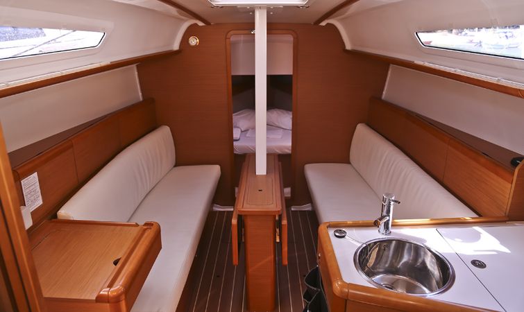 Jeanneau Sun Odyssey 33i | Afroessa