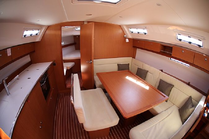 Bavaria Cruiser 40 | Eurybia