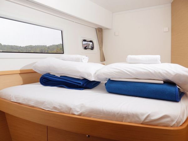 Lagoon 42 | Galapagos