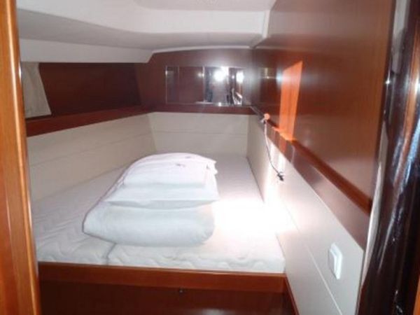 Beneteau Oceanis 50 | Tindra