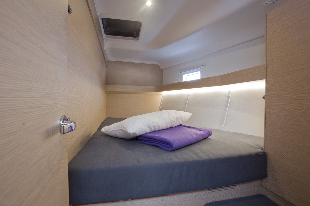 Elan 50 Impression | Vuschi