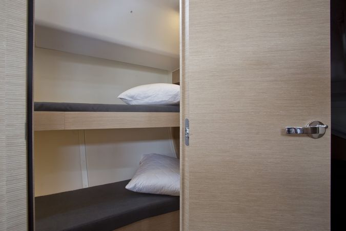 Elan 50 Impression | Vuschi