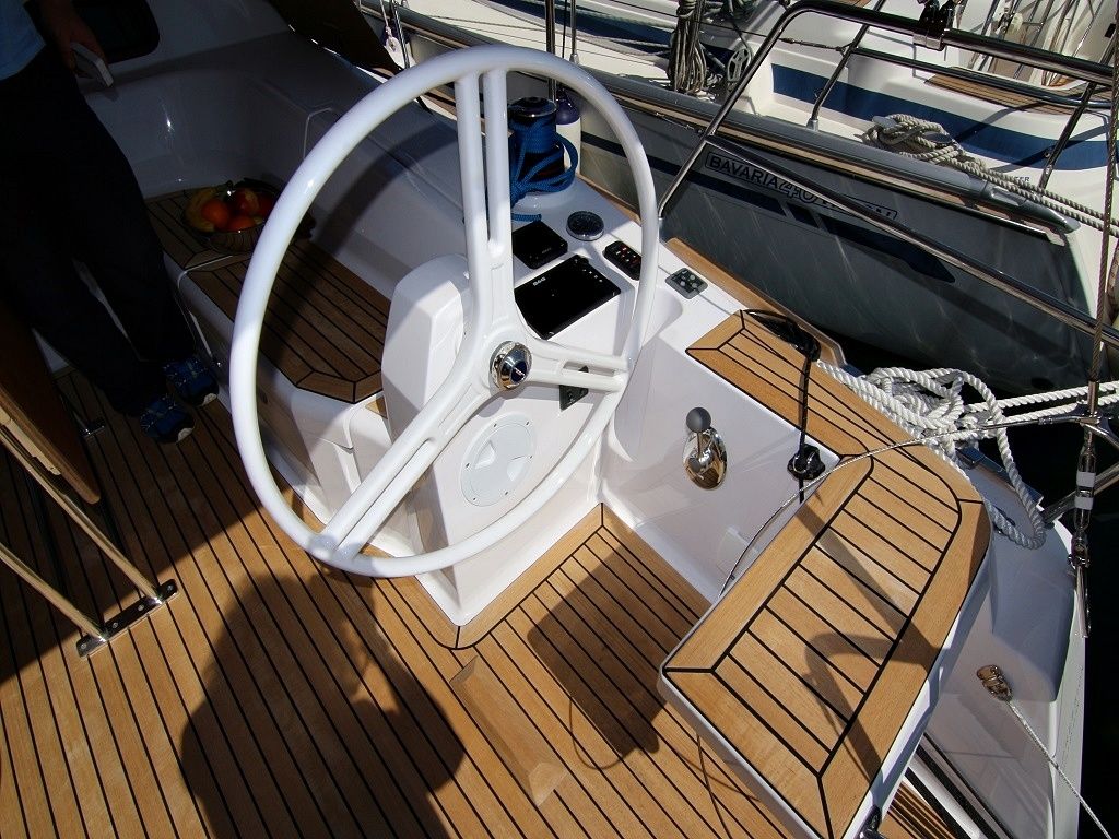 Elan 40 | Lyra