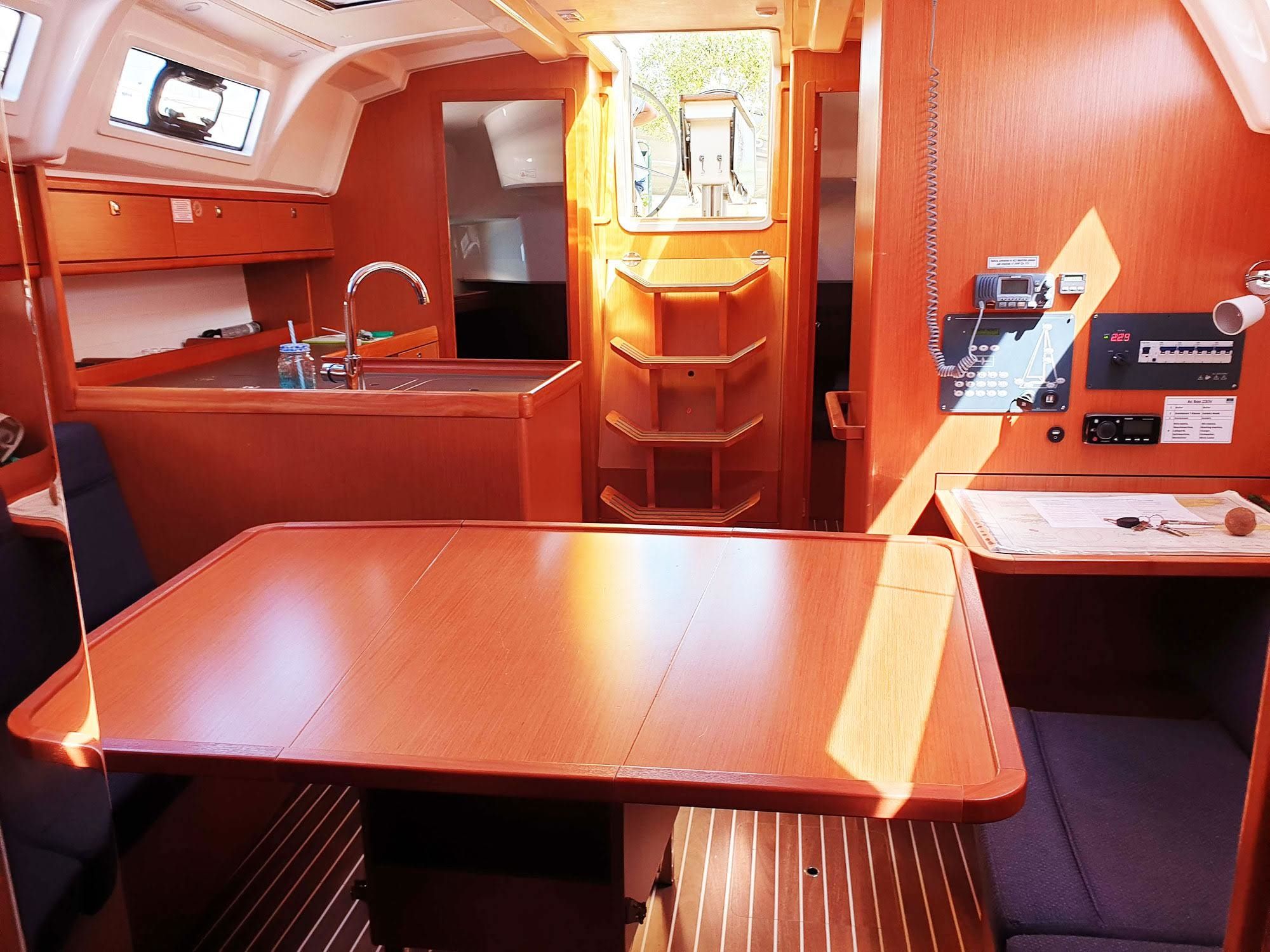 Bavaria Cruiser 37 | Smiley