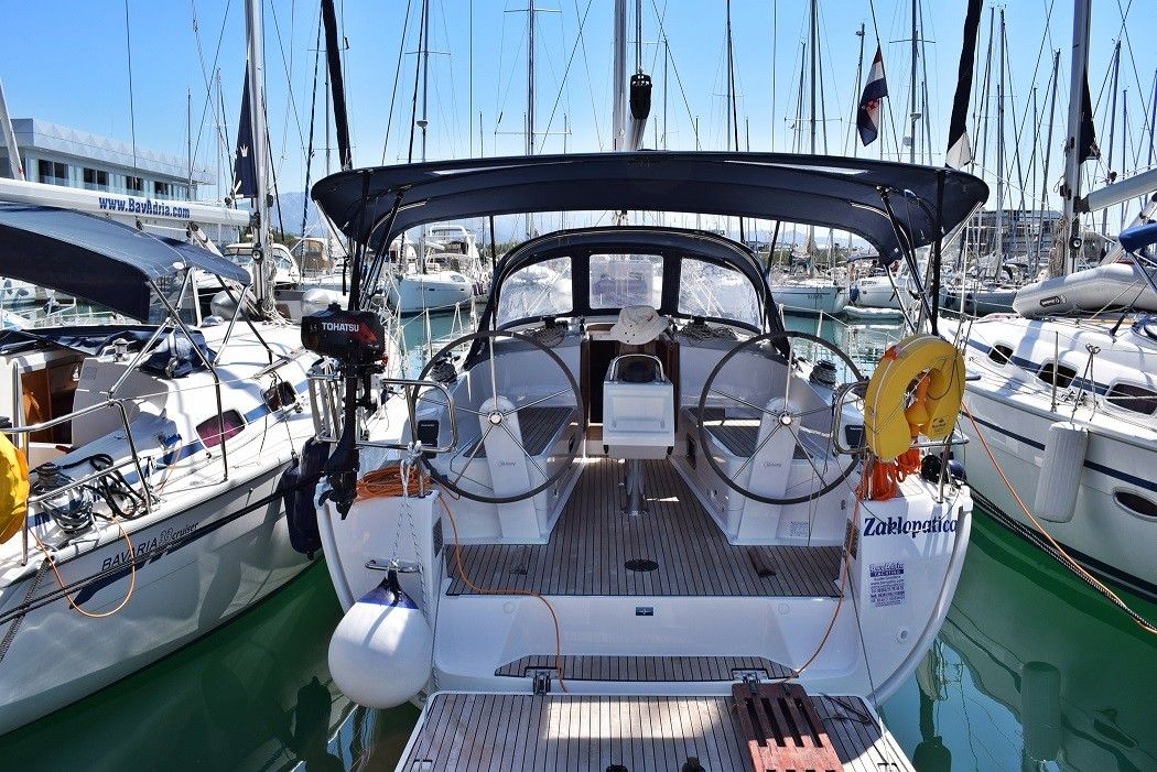 Bavaria Cruiser 37 | Zaklopatica