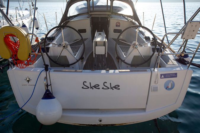 Jeanneau Sun Odyssey 349 | SheShe