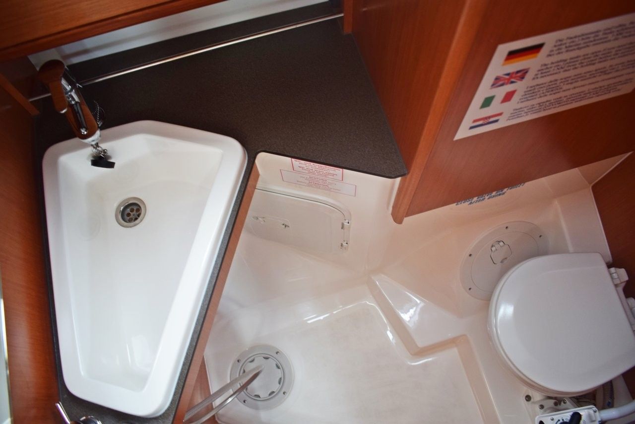 Bavaria Cruiser 34 | Studena