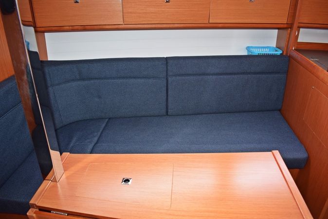 Bavaria Cruiser 33 | Stončica