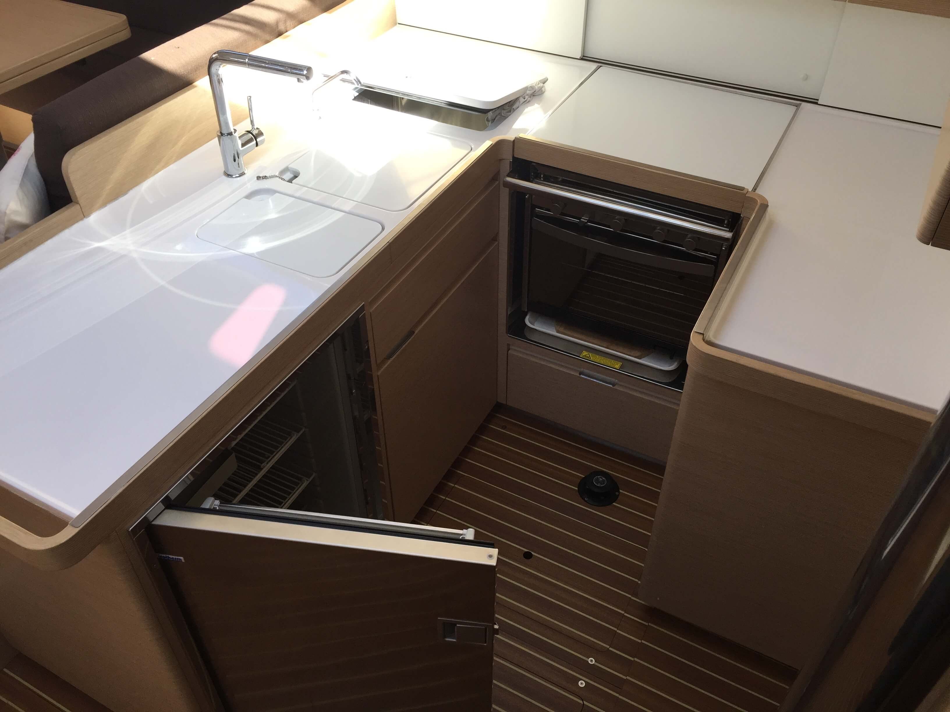 Elan 50 Impression | Friends