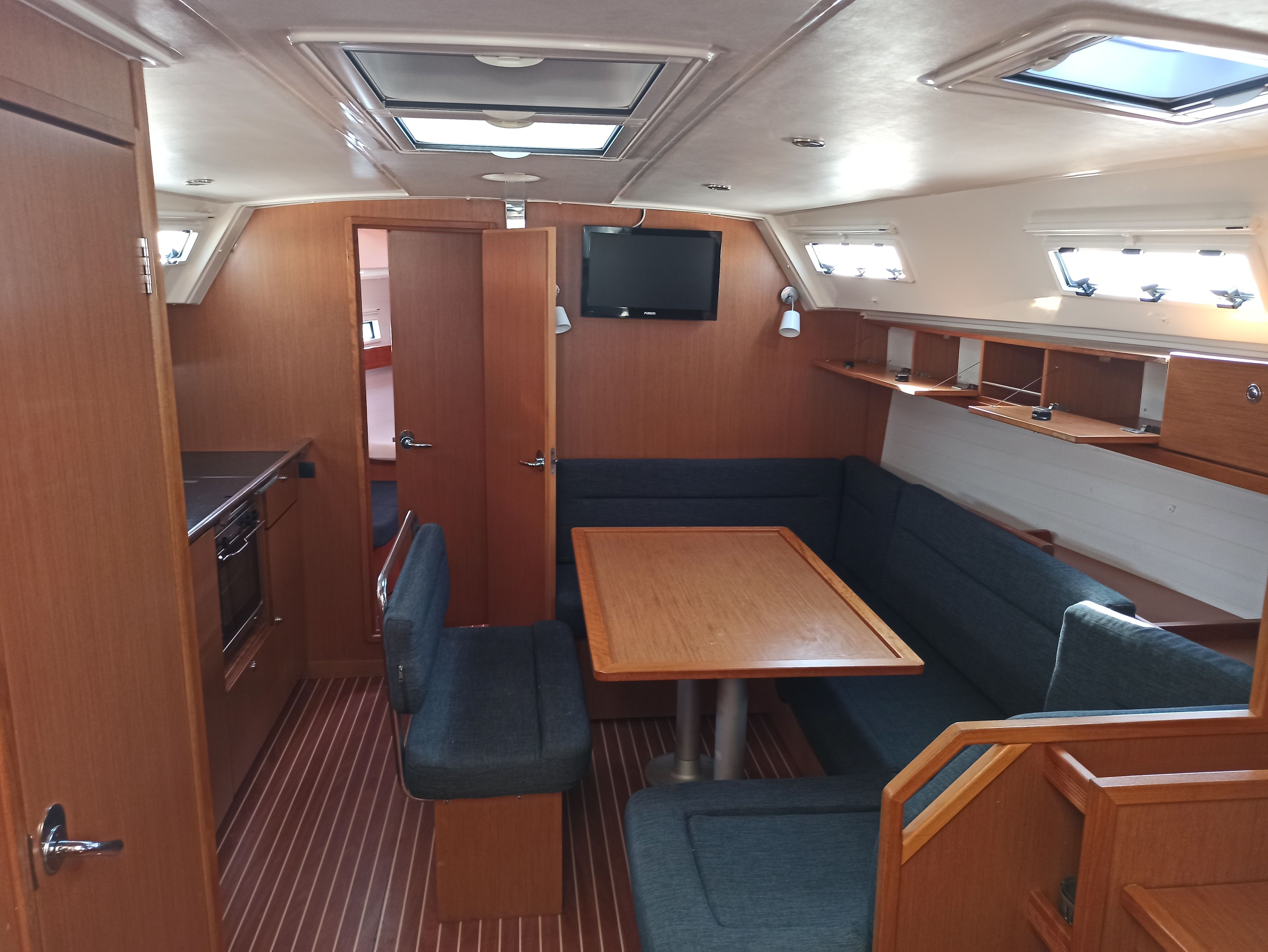 Bavaria Cruiser 40 | Nia-Nya