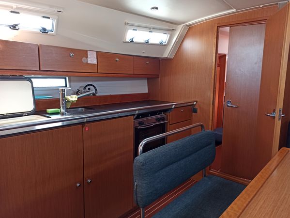 Bavaria Cruiser 40 | Nia-Nya