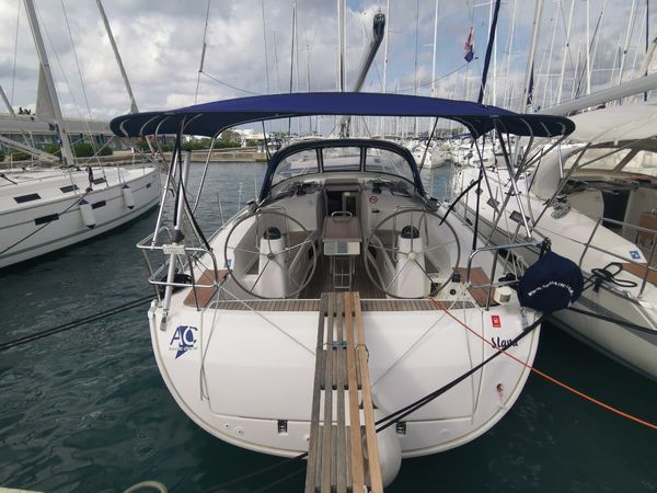 Bavaria Cruiser 40 | Slava