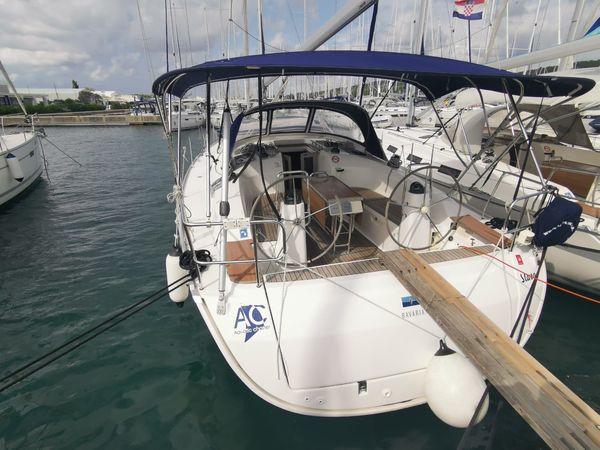 Bavaria Cruiser 40 | Slava