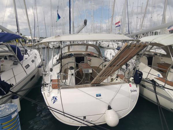 Bavaria Cruiser 40 | Stribog