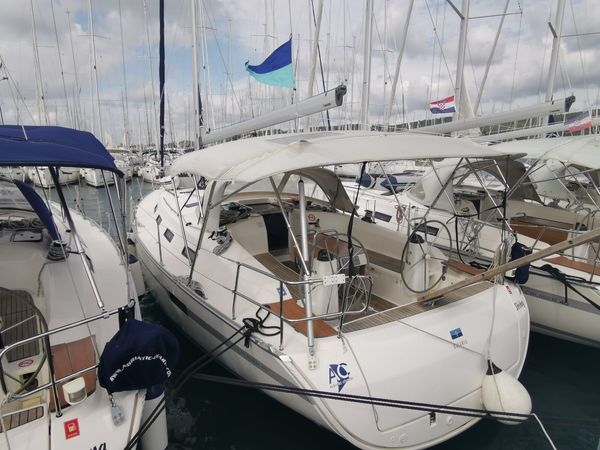 Bavaria Cruiser 40 | Stribog