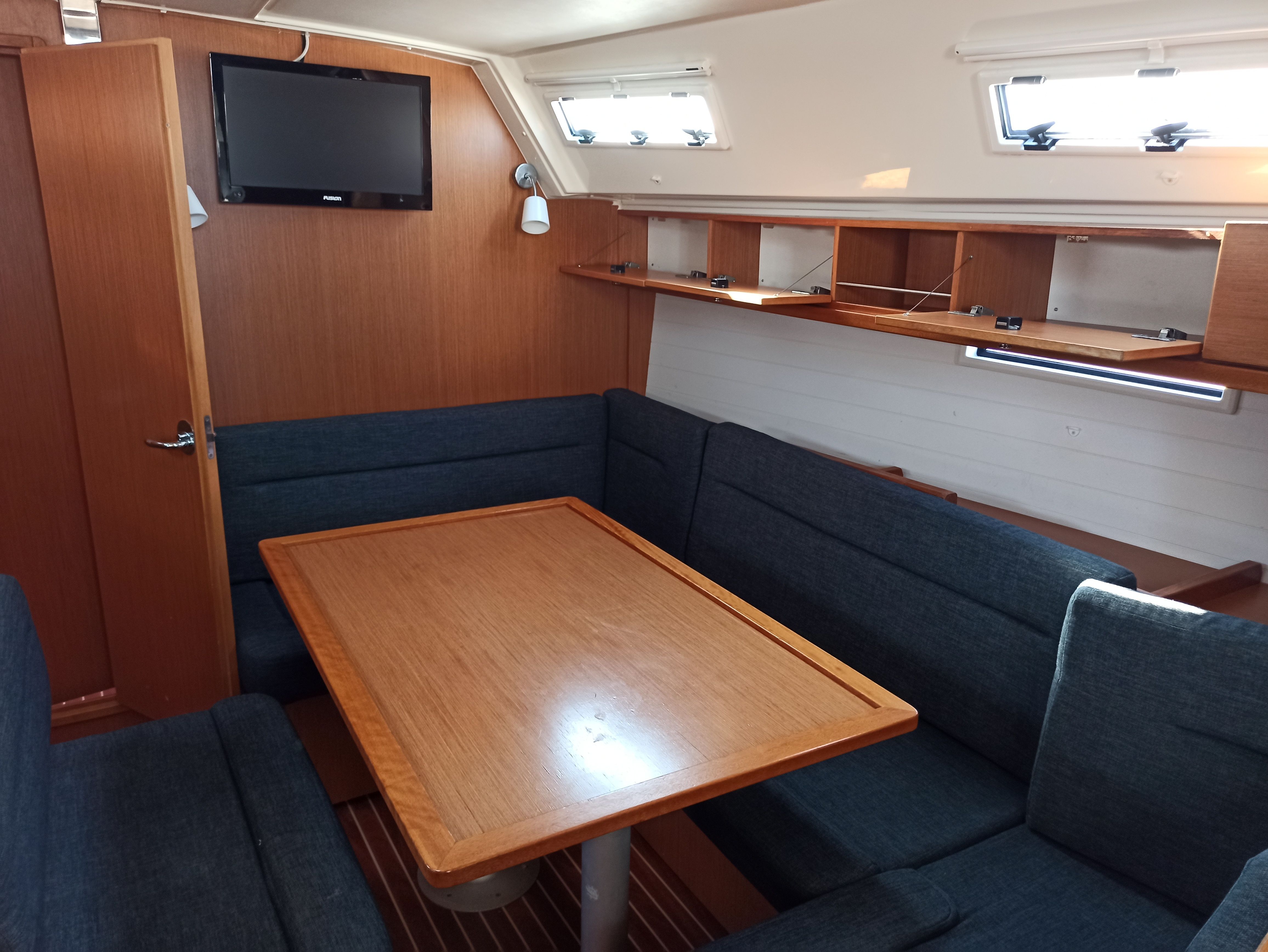 Bavaria Cruiser 40 | Svarog