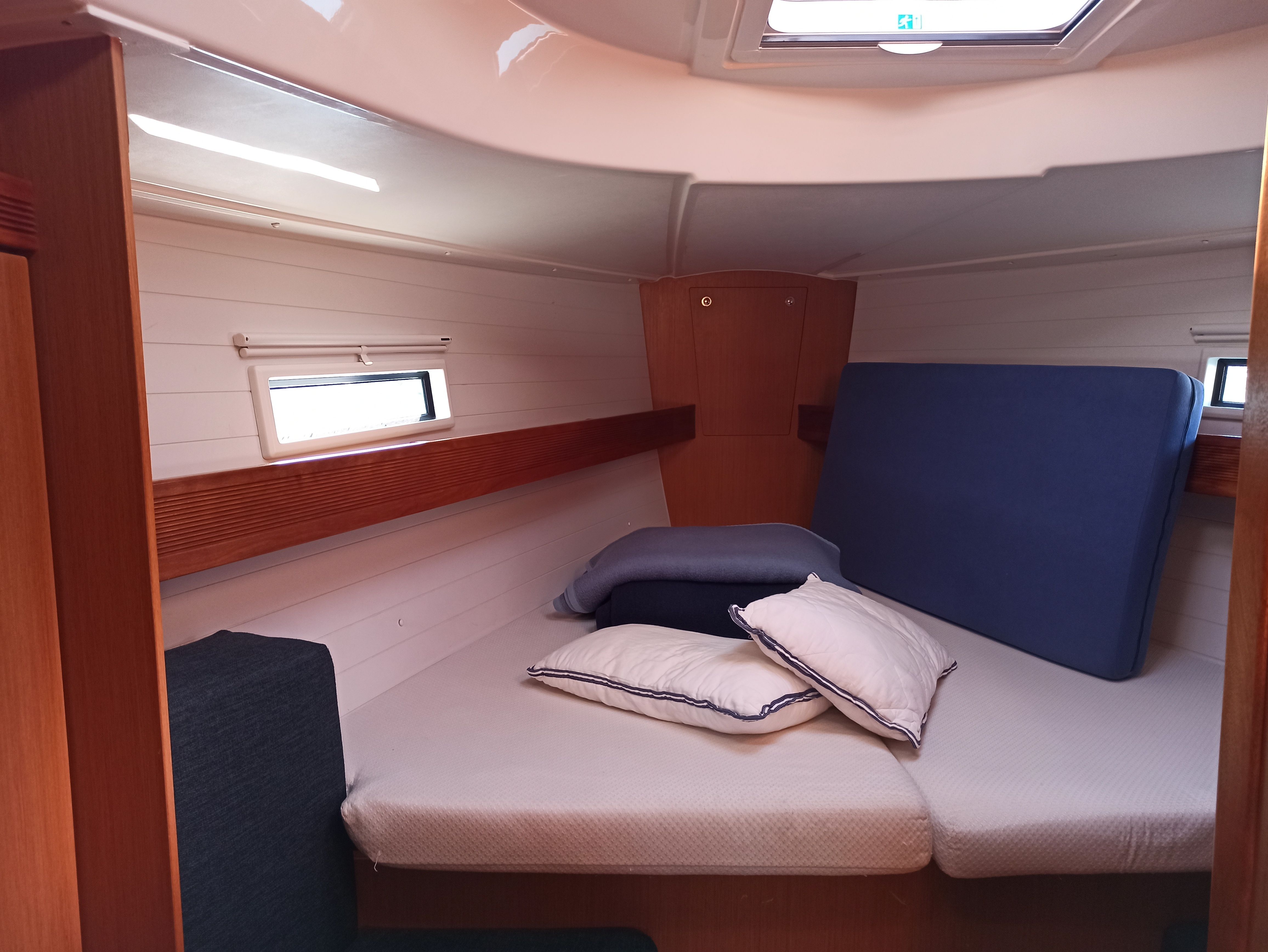 Bavaria Cruiser 40 | Svarog