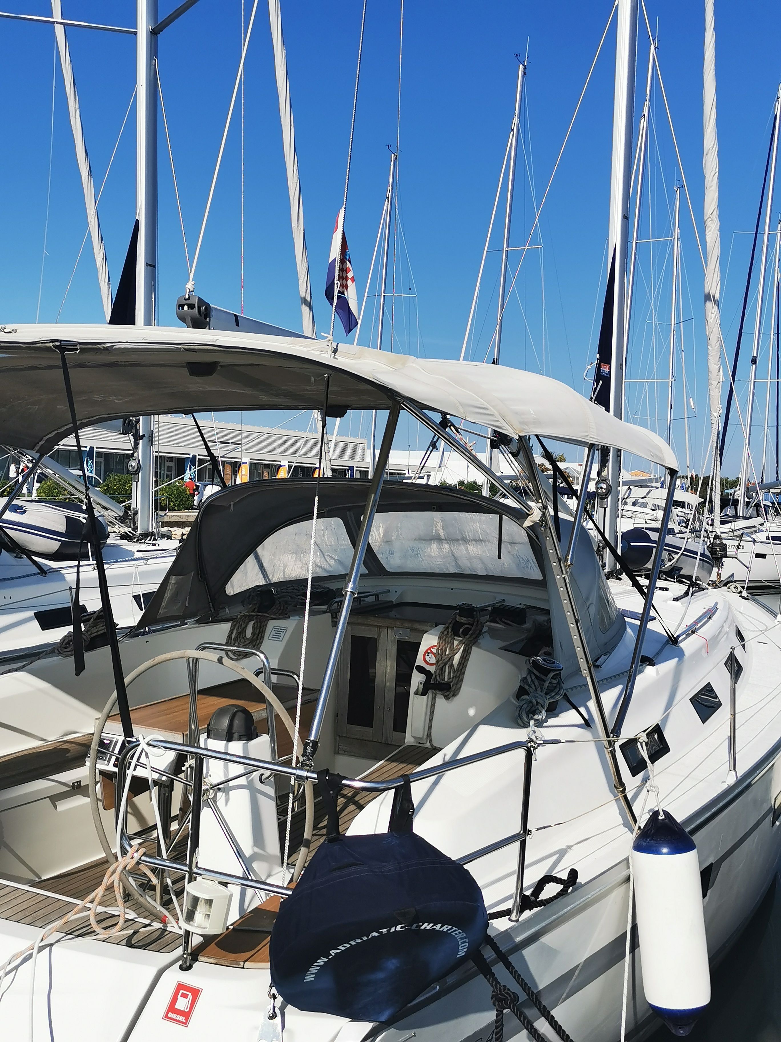 Bavaria Cruiser 40 | Veles