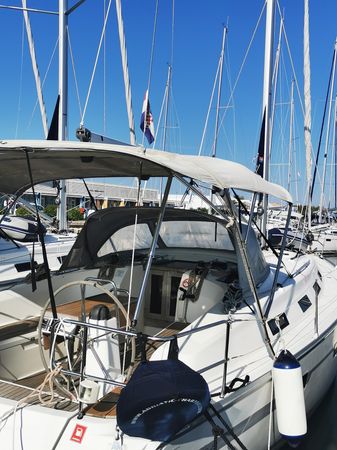 Bavaria Cruiser 40 | Veles