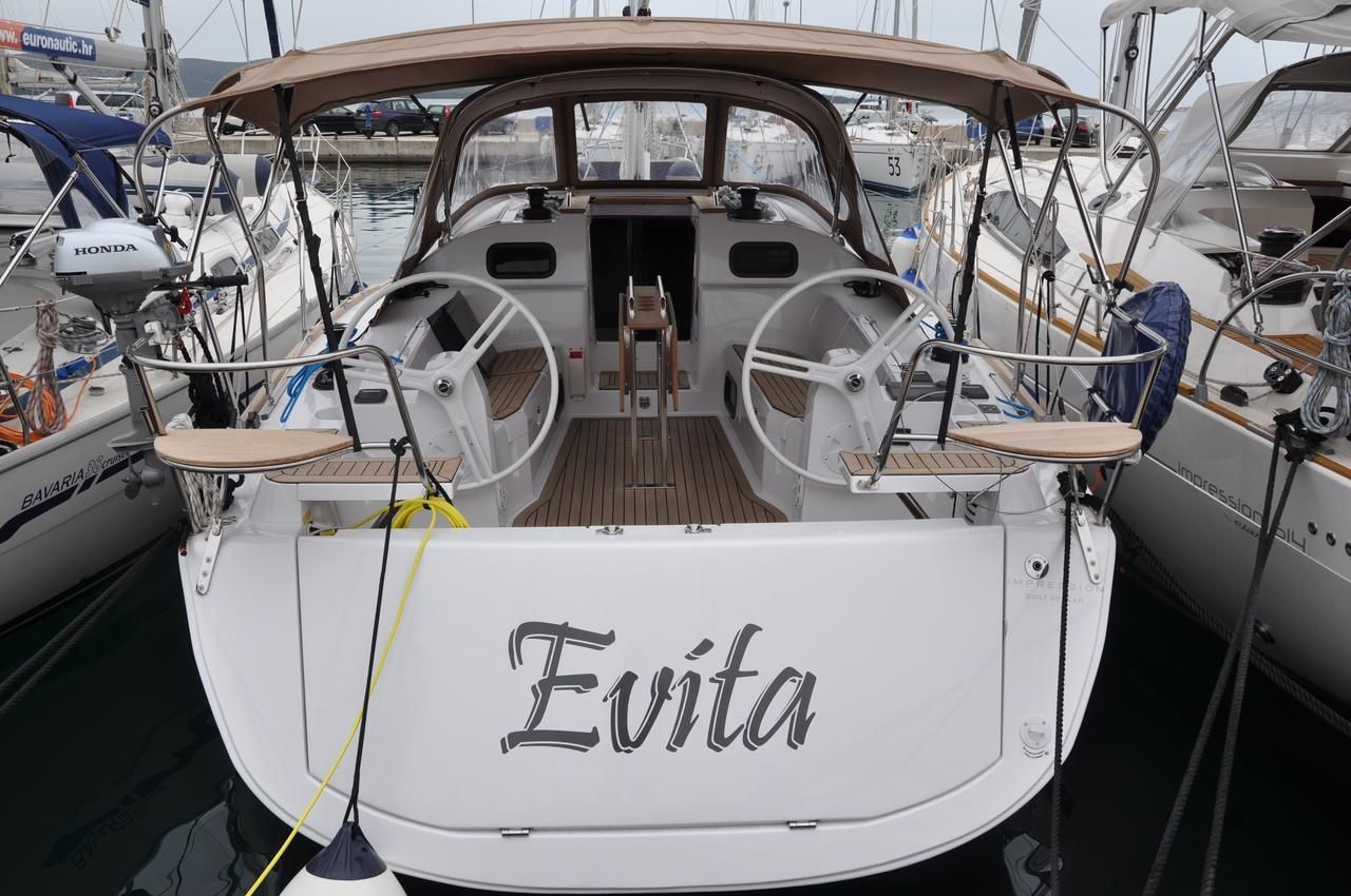 Elan 40 Impression | Evita